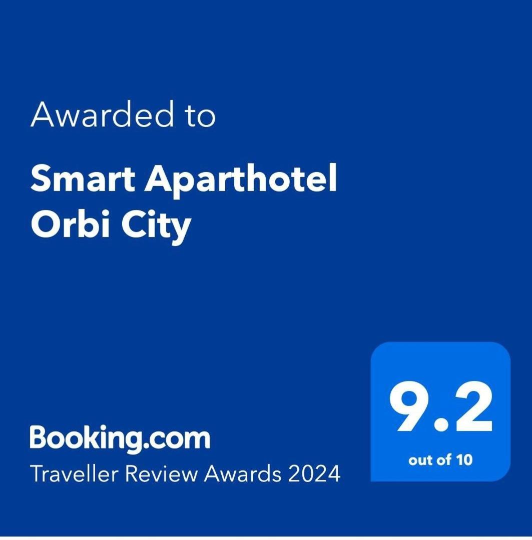 Smart Aparthotel Orbi City Batumi Exterior photo